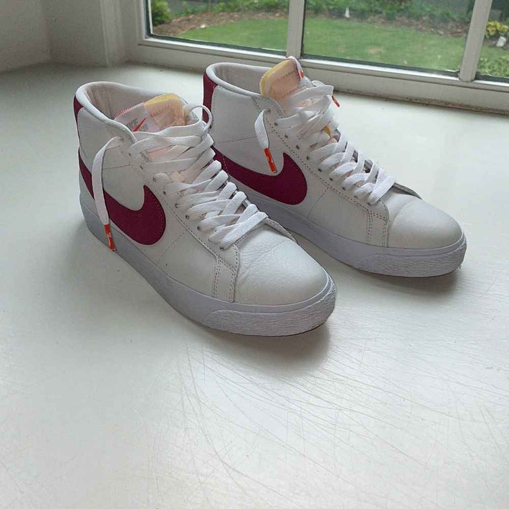 Nike Zoom Blazer Mid SB 'Sweet Beet' Size Men’s 7/Women’s 9